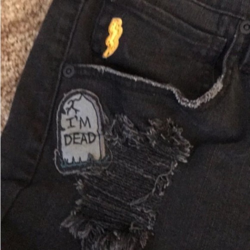 Hot Topic Blackheart High Rose Patch Short… - Picture 3 of 6